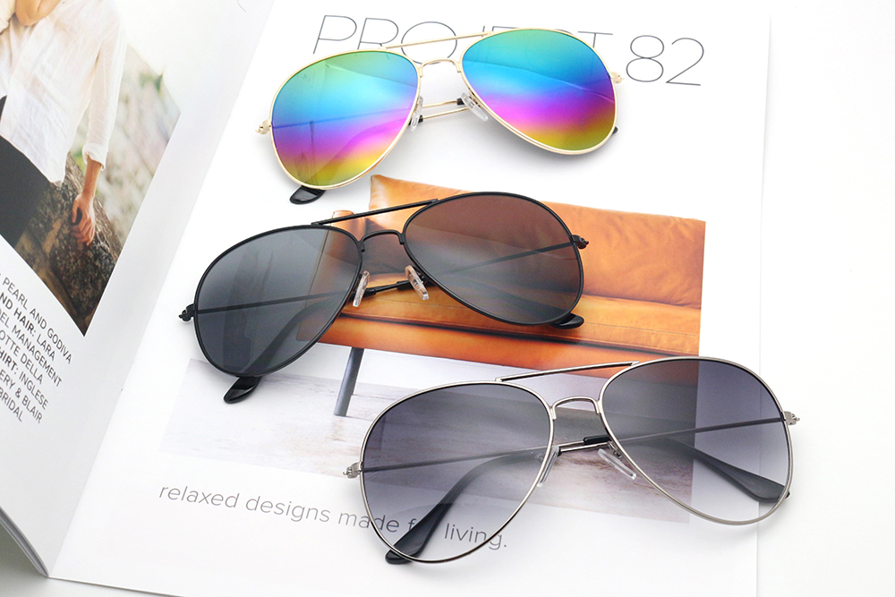 Unbeatable Prices, Colorful Frames, and a Variety of Lens Colors - Shop Now for the Perfect Eyewear!